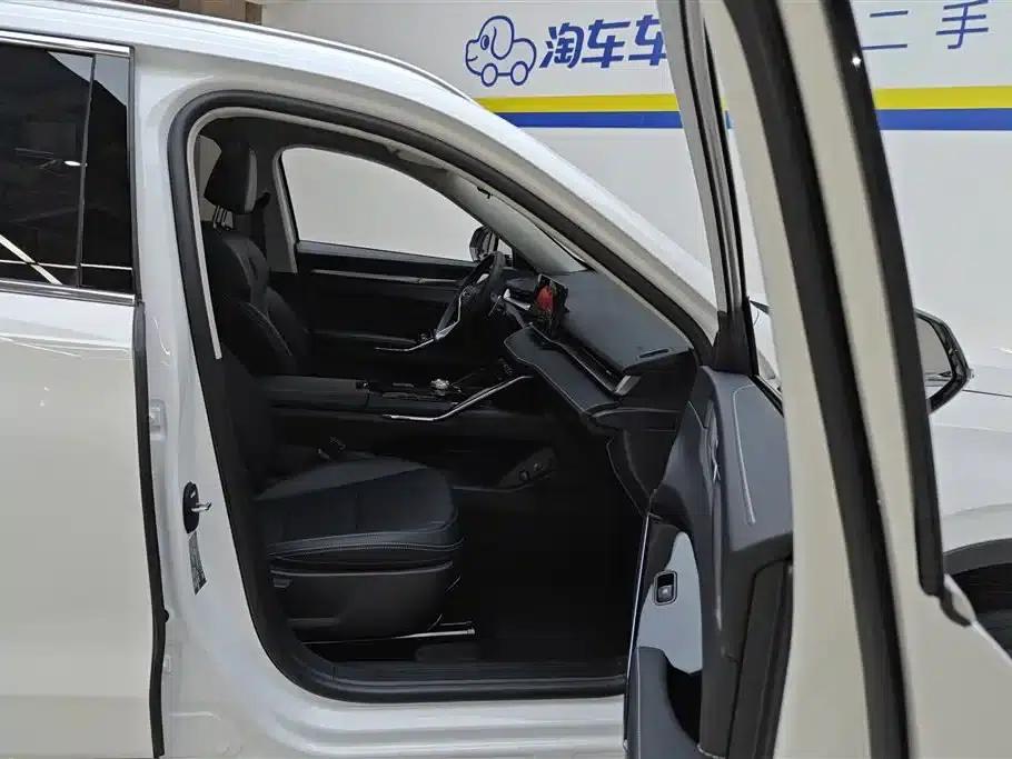 Haval H6 2024 1.5T 2WD Classic Edition — миниатюра 8