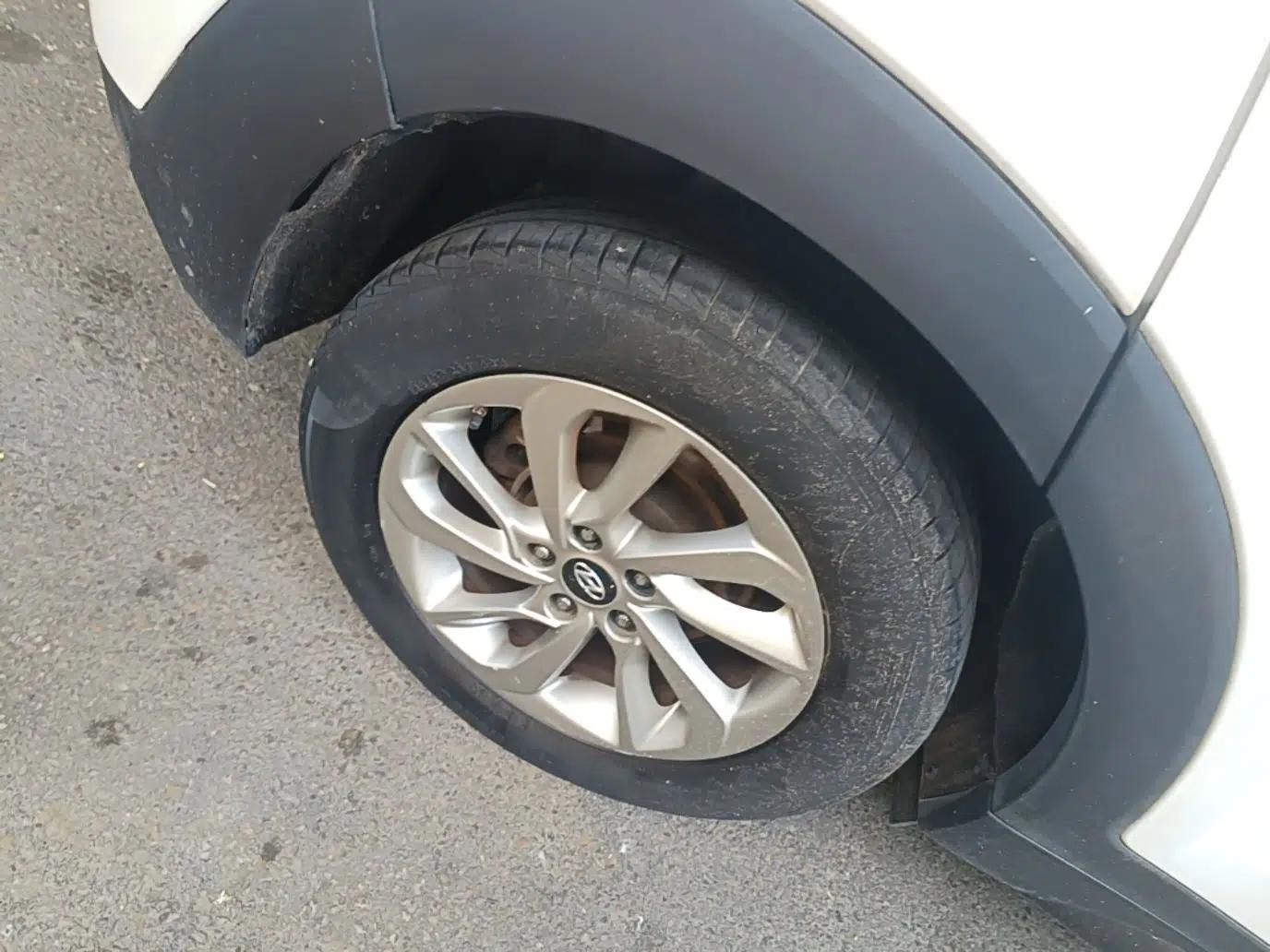 Hyundai Tucson 2015 1.6T Dual-Clutch Two-Wheel-Drive Smart Model — миниатюра 11