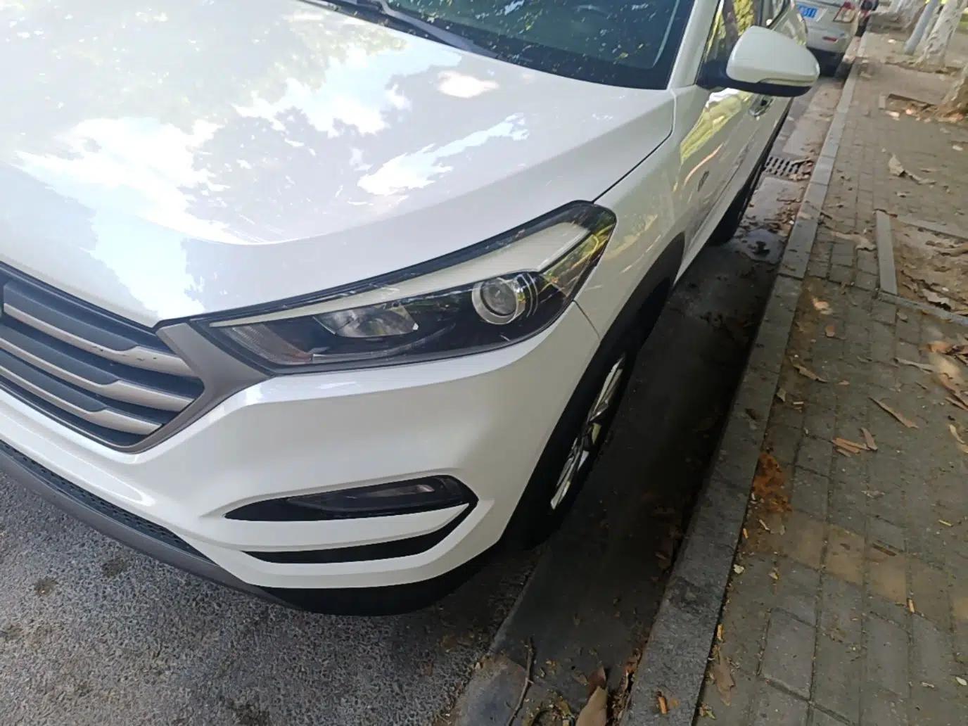 Hyundai Tucson 2015 1.6T Dual-Clutch Two-Wheel-Drive Smart Model — миниатюра 8