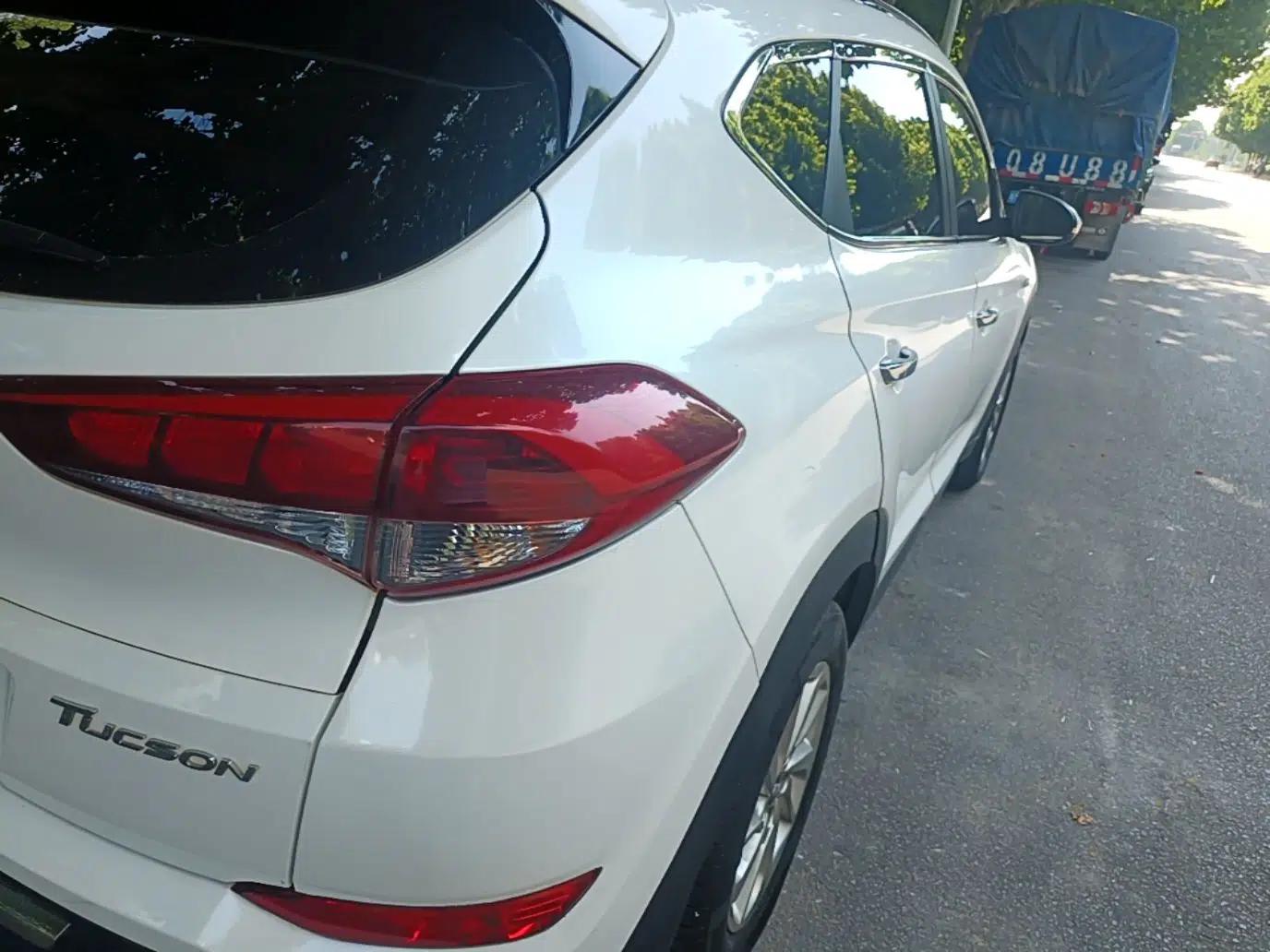 Hyundai Tucson 2015 1.6T Dual-Clutch Two-Wheel-Drive Smart Model — миниатюра 9