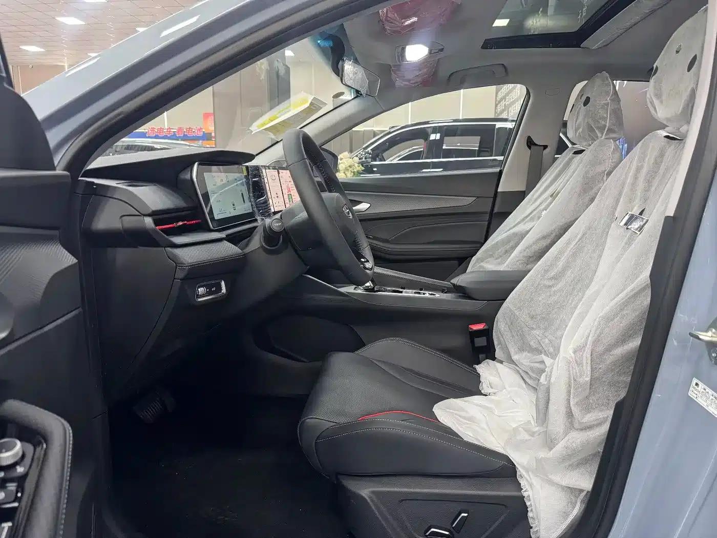 Binrui 2024 Model Binrui COOL 1.5T DCT Dragon Edition — миниатюра 7