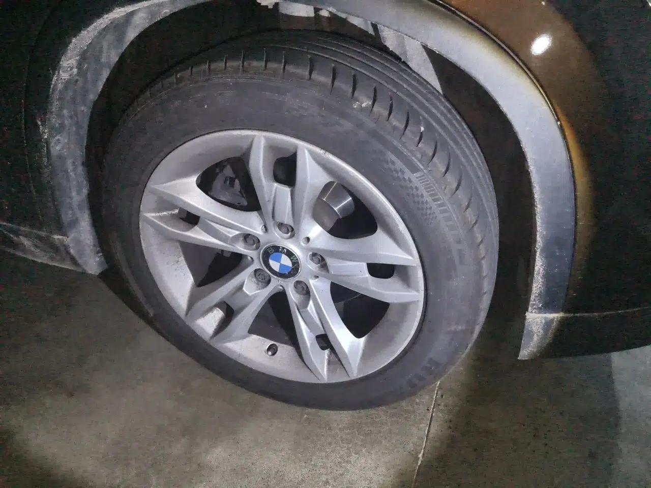 BMW X1 2012 xDrive20i — миниатюра 8