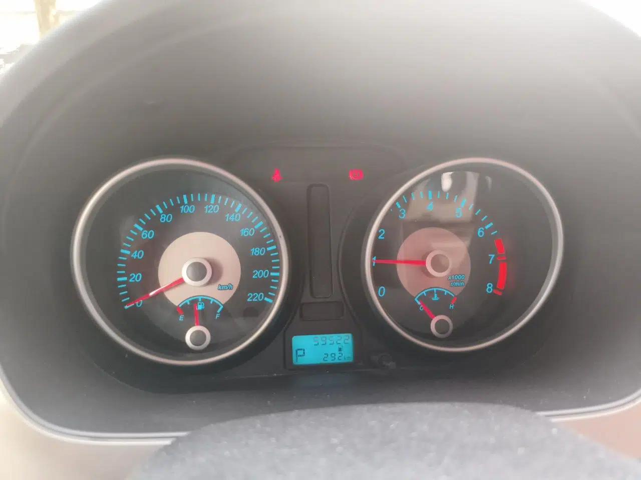 Buick Excelle 2013 1.5L Automatic Classic Model — миниатюра 11