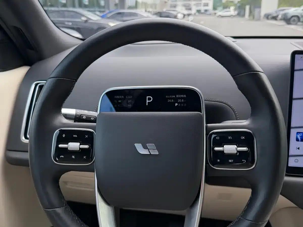 Li Auto L9 2022 Max — миниатюра 10
