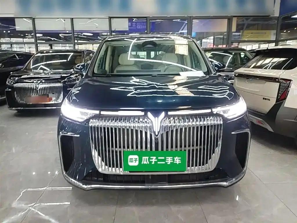 Voyah Dreamer 2025 PHEV AWD Flagship Kunpeng Edition — миниатюра 3