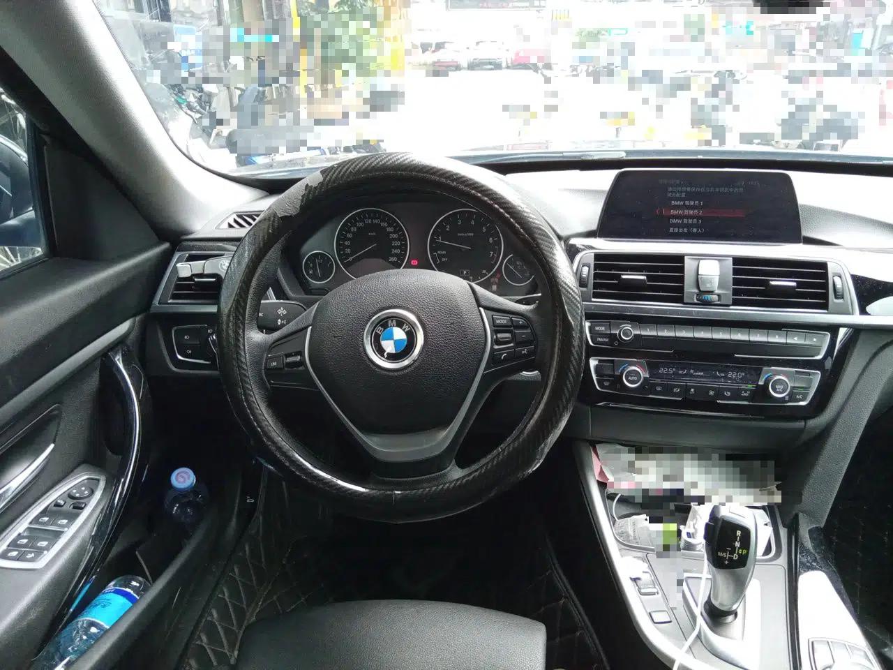 BMW 3 Series GT 2019 320i Sport Edition — миниатюра 10