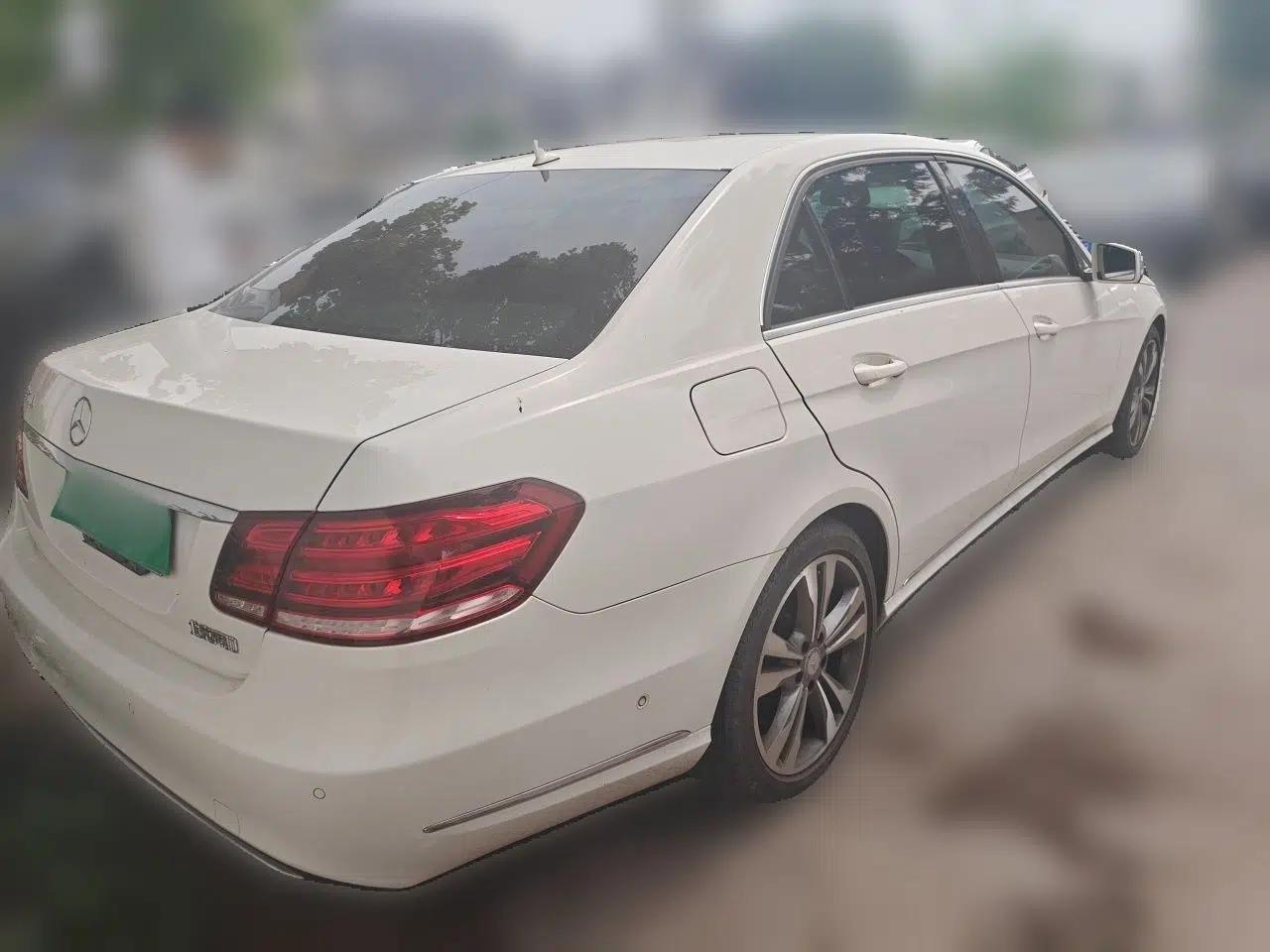 Mercedes-Benz E-Class 2014 E 260 L Sport Edition — миниатюра 6