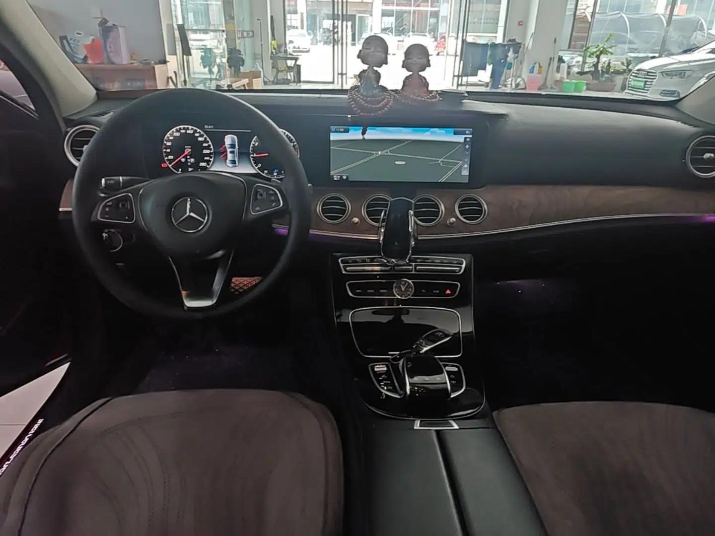 Mercedes-Benz E-Class 2016 E 300 L Luxury Model — миниатюра 12