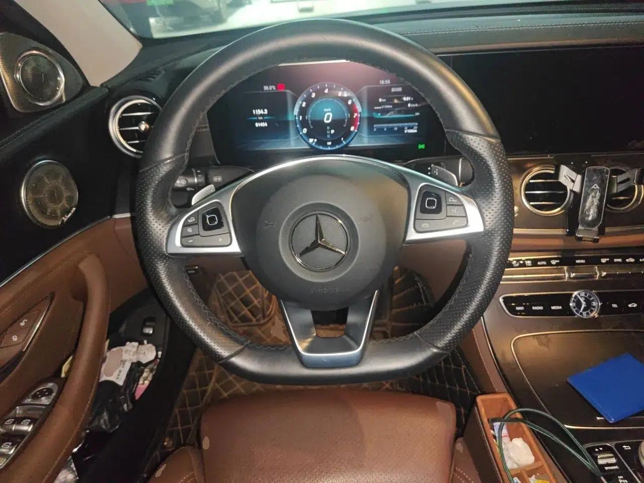 Mercedes-Benz E-Class 2018 Facelift E 200 L Sport Edition — миниатюра 10