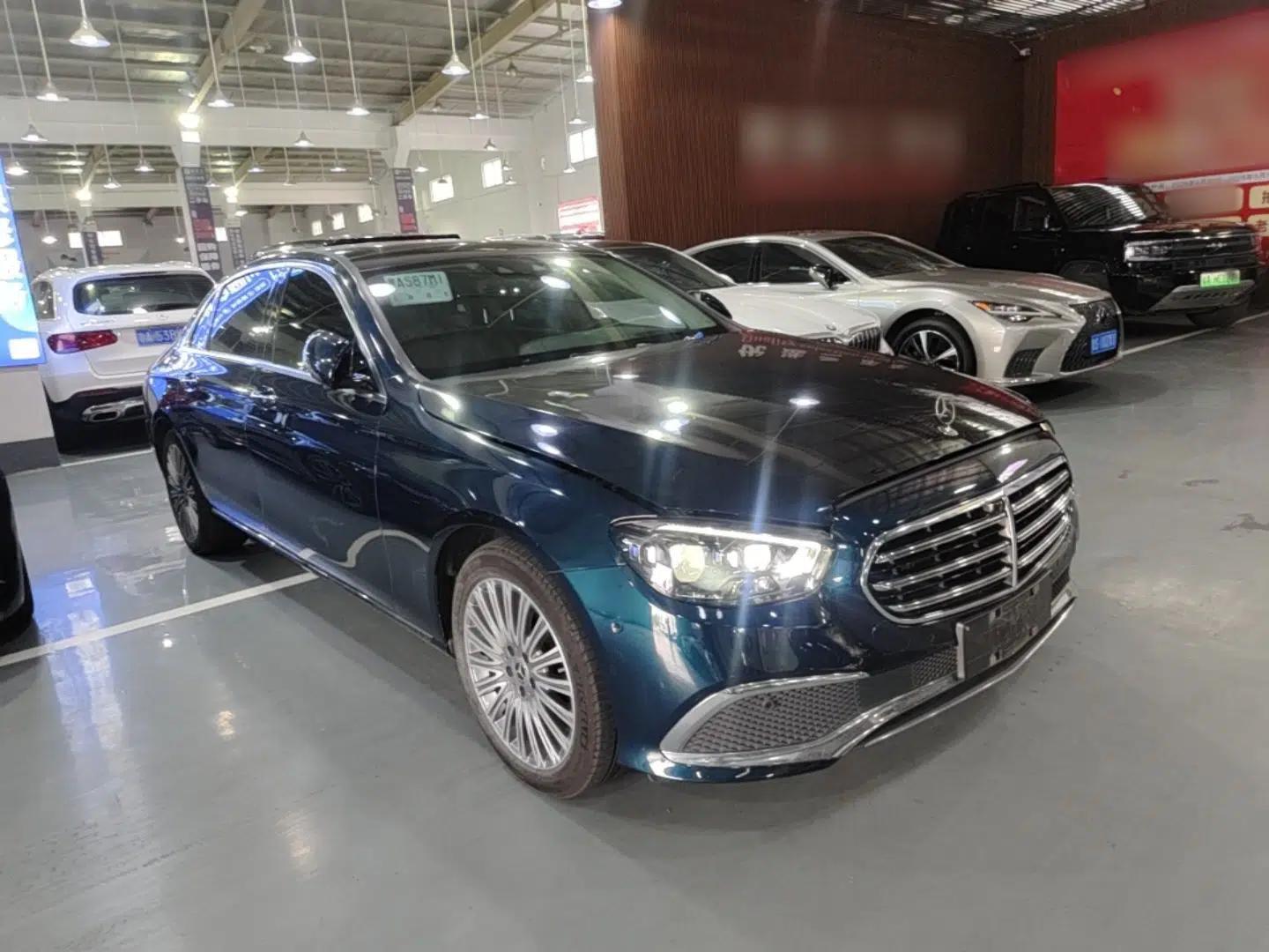 Mercedes-Benz E-Class 2021 E 300 L Premium Edition — миниатюра 3