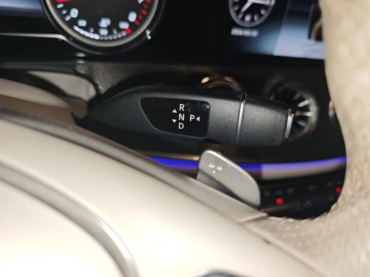 Mercedes-Benz E-Class 2018 E 200 Coupe — миниатюра 13
