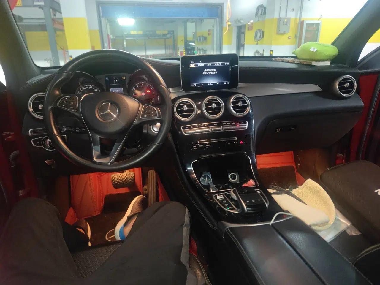 Mercedes-Benz GLC 2016 GLC 200 4MATIC — миниатюра 9