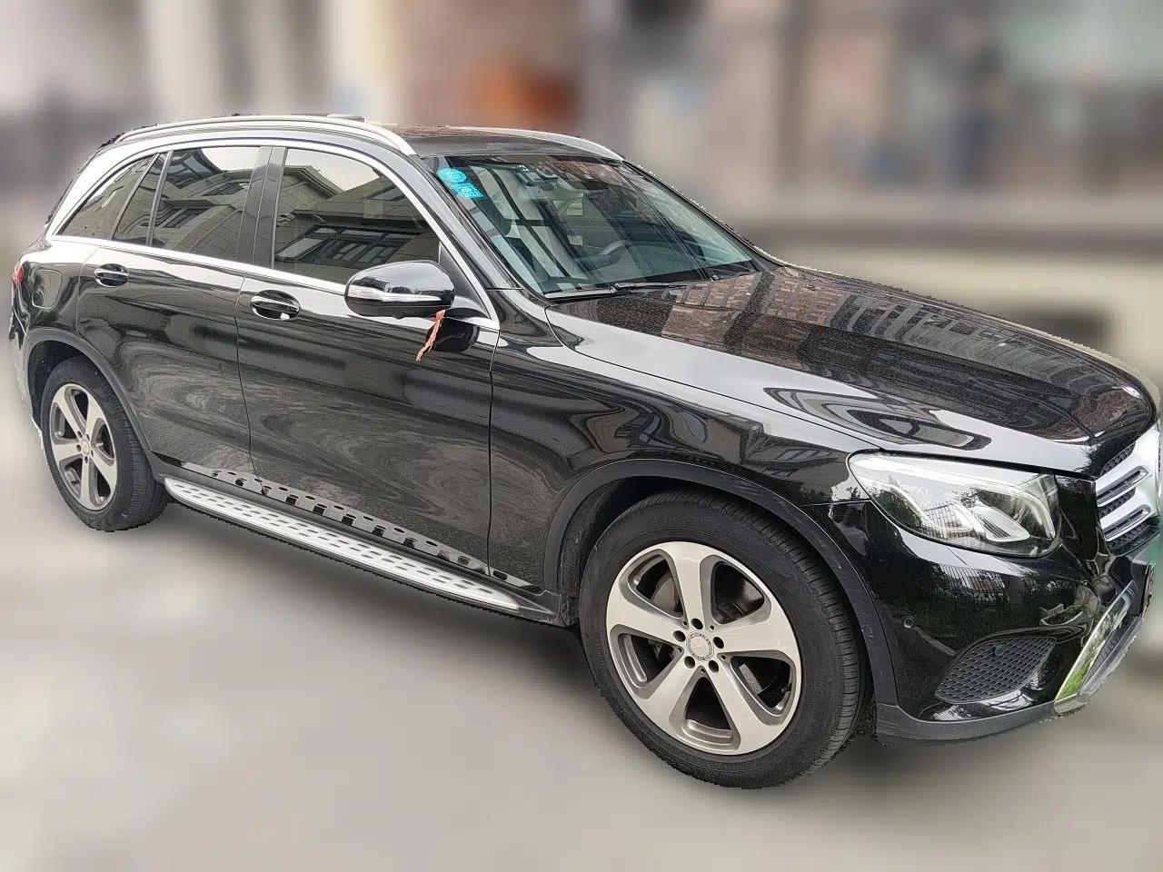 Mercedes-Benz GLC 2016 GLC 260 4MATIC Luxury Model — миниатюра 3