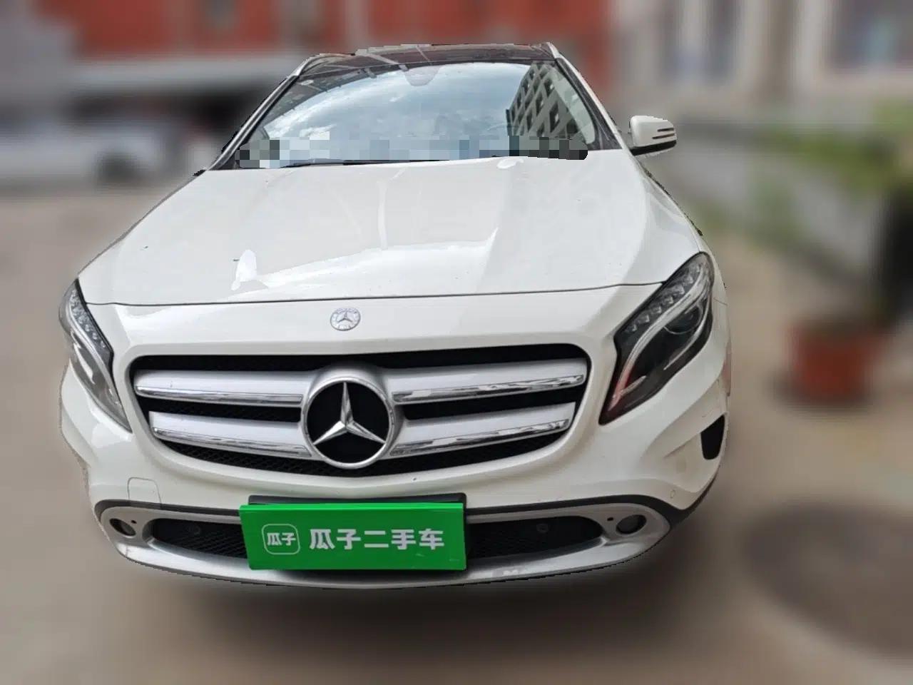 Mercedes-Benz GLA 2016 GLA 200 Fashion Model — миниатюра 2