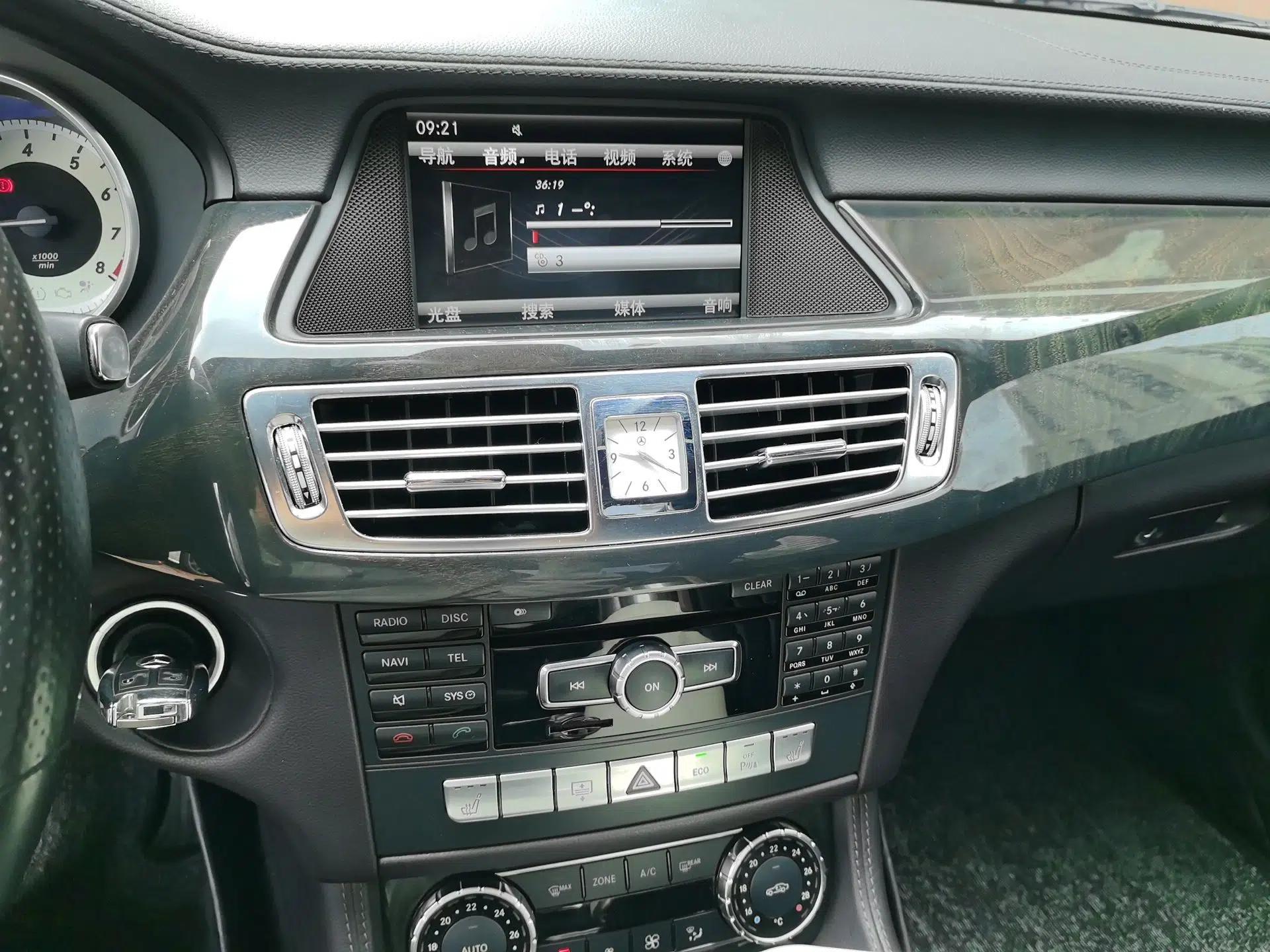 Mercedes-Benz CLS 2012 CLS 300 CGI — миниатюра 13