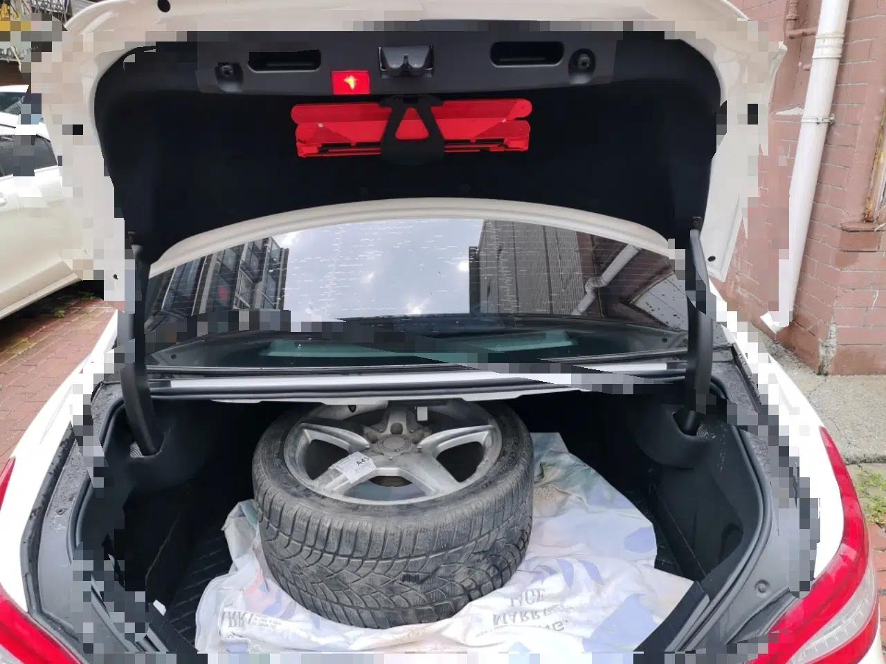 Mercedes-Benz CLS 2012 CLS 300 CGI — миниатюра 19