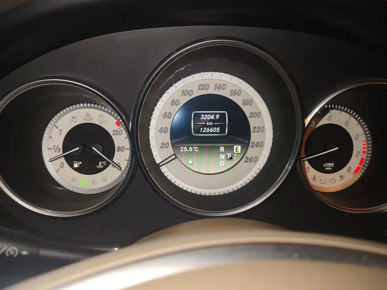 Mercedes-Benz CLS 2012 CLS 300 CGI — миниатюра 11