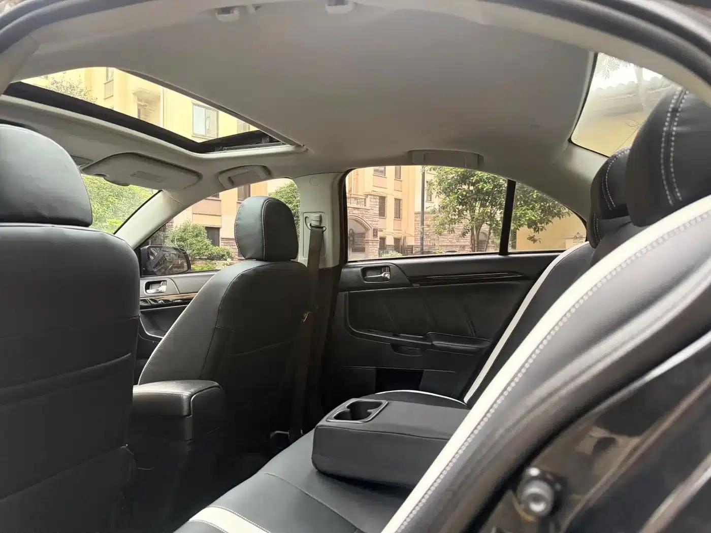 Lancer EX 2013 Fashion Edition 1.8L Manual Comfort — миниатюра 14