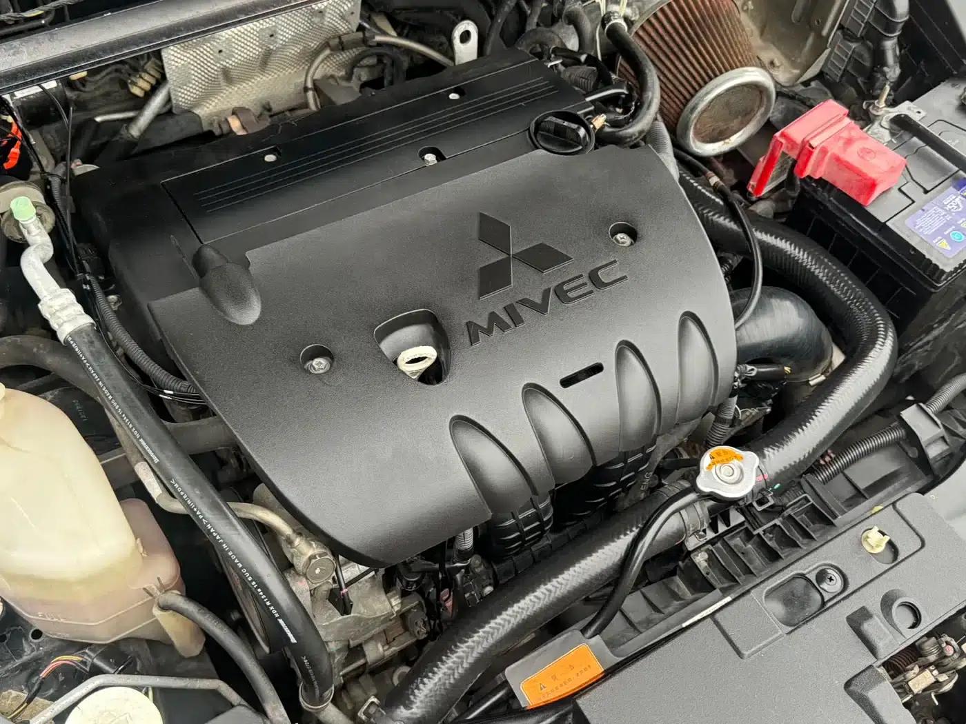 Lancer EX 2013 Fashion Edition 1.8L Manual Comfort — миниатюра 15