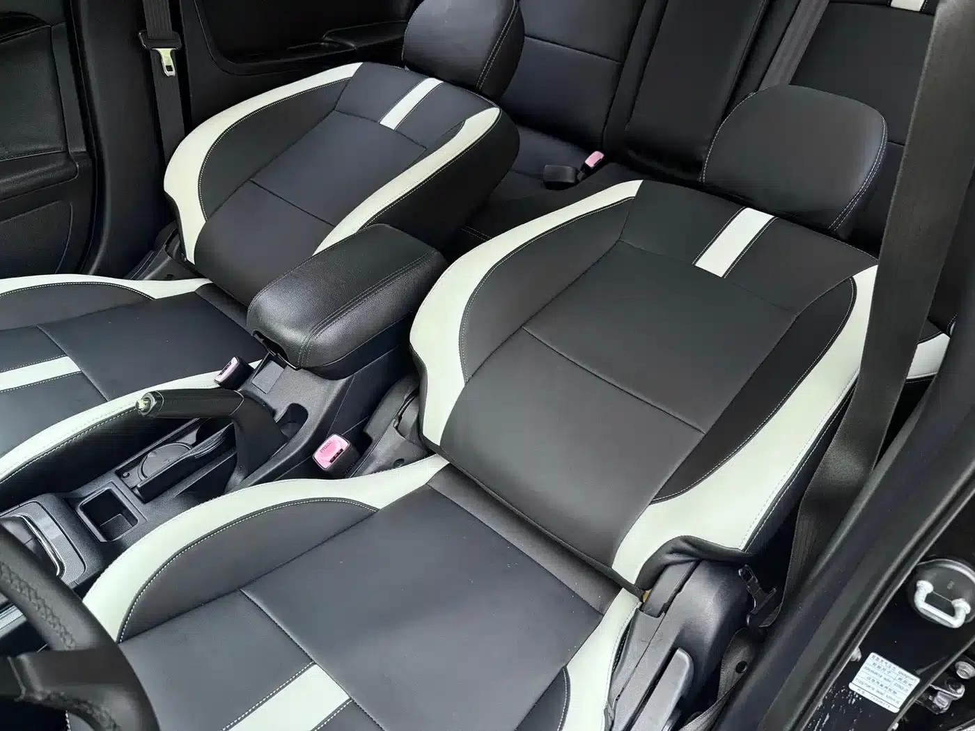 Lancer EX 2013 Fashion Edition 1.8L Manual Comfort — миниатюра 8