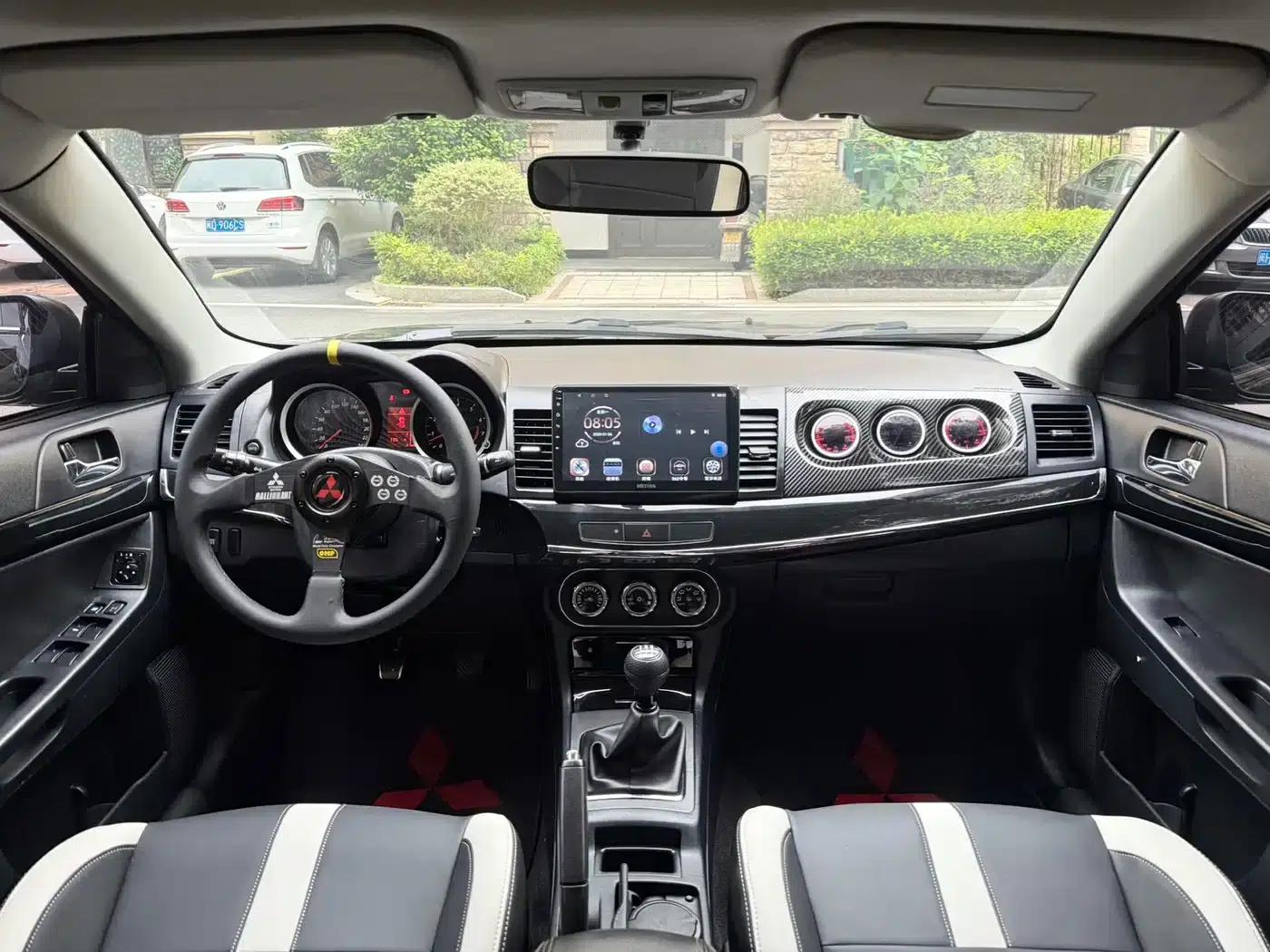 Lancer EX 2013 Fashion Edition 1.8L Manual Comfort — миниатюра 9