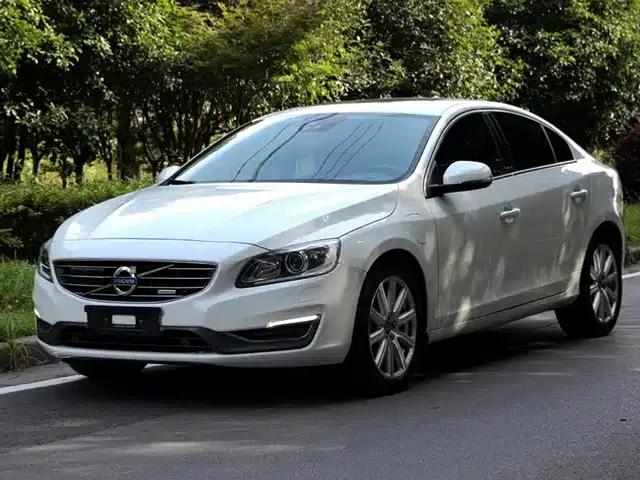 2015 Volvo S60 Plug-in Hybrid, S60L E-Drive Hybrid, T6 Smart Edition