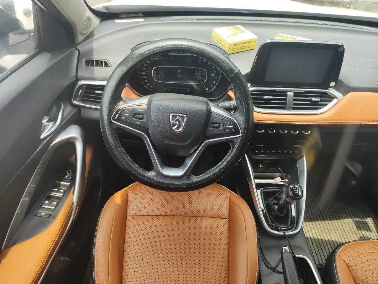 Baojun 510 2017 1.5L Manual Luxury Model — миниатюра 10