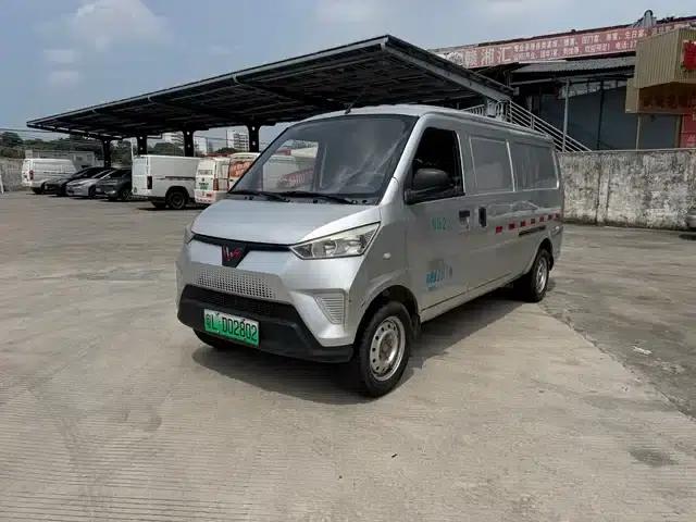 Wuling EV50 2021 model van logistics vehicle, Lishen 41.6kWh Tongyu Electric Control