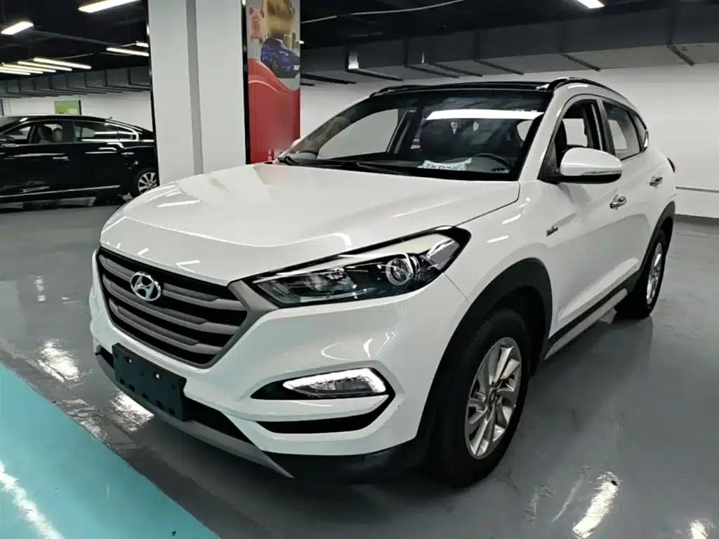 Tucson 2018 1.6T Dual-Clutch Two-Wheel Drive 15th Anniversary Special Edition — миниатюра 2