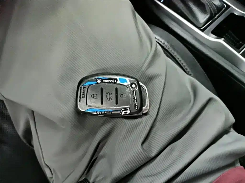 Tucson 2018 1.6T Dual-Clutch Two-Wheel Drive 15th Anniversary Special Edition — миниатюра 9