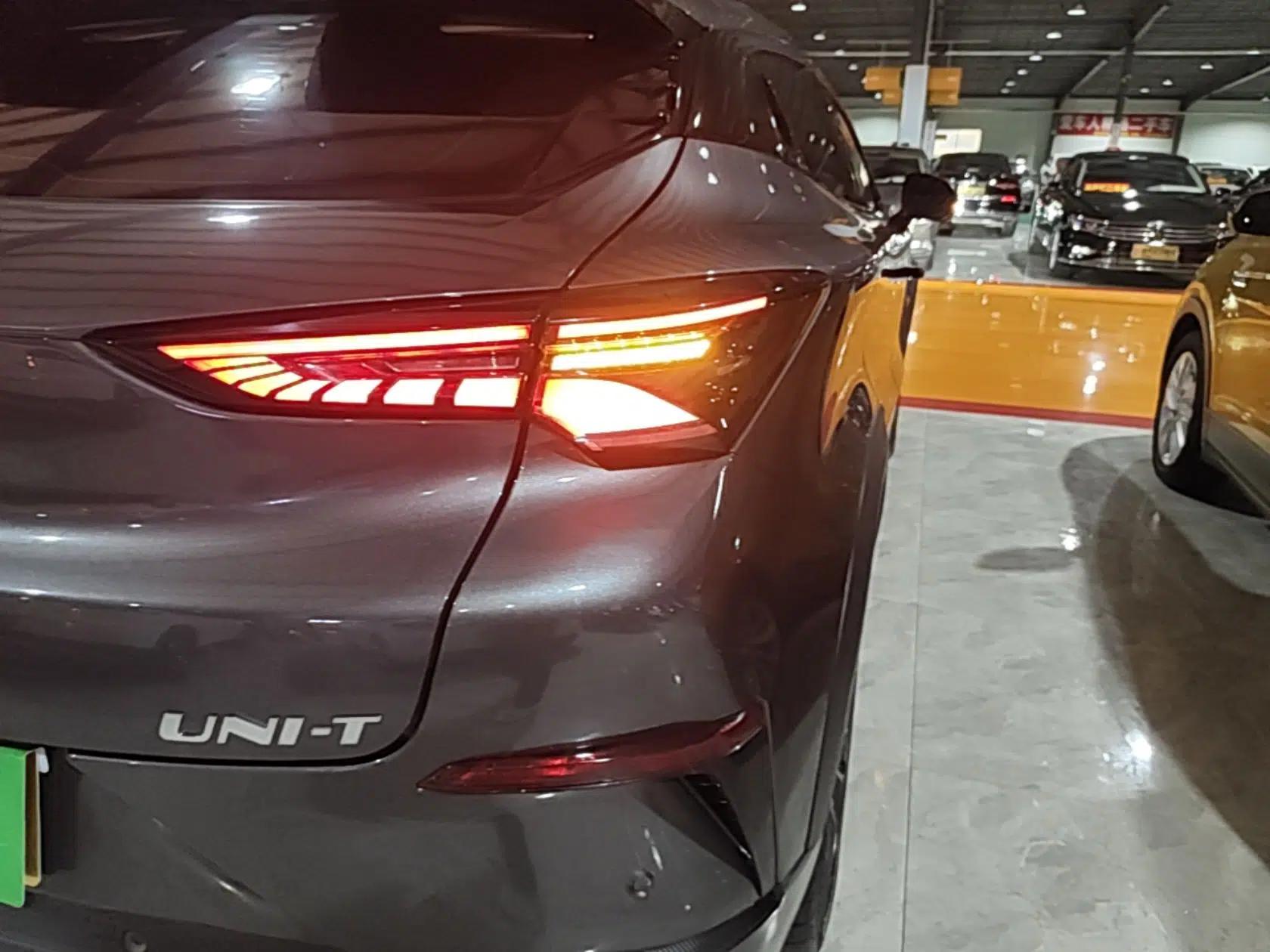 CHANGAN UNI-T 2022 1.5T Prestige Version — миниатюра 9