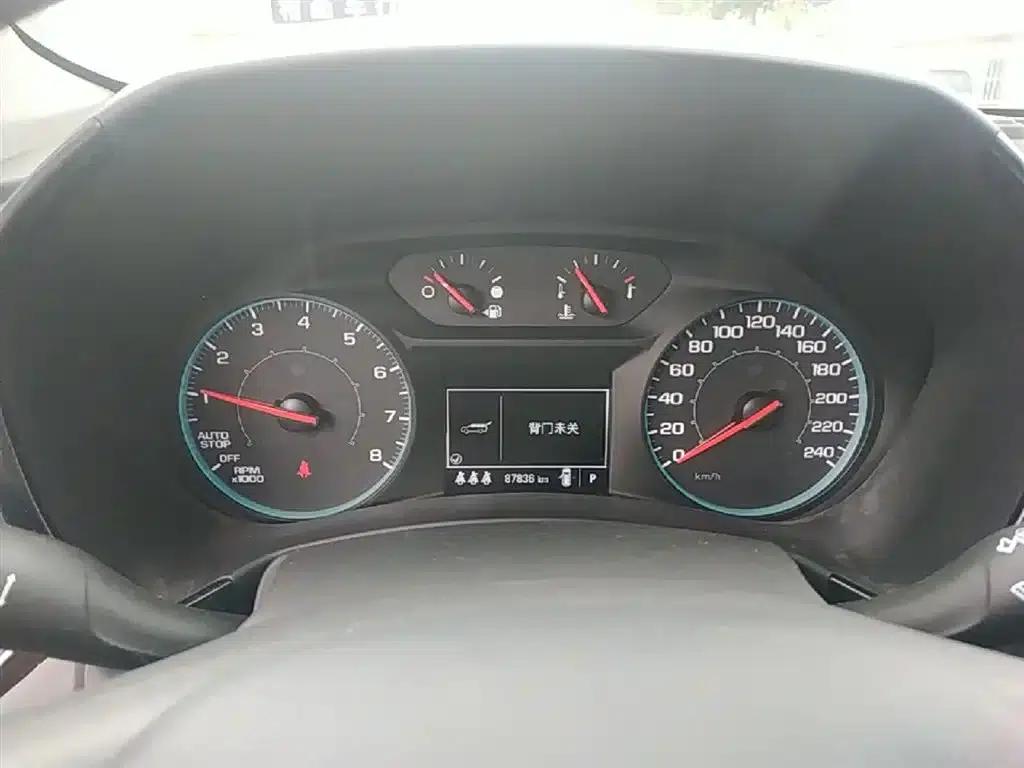2021 Chevrolet Equinox 535T Cross Edition — миниатюра 12