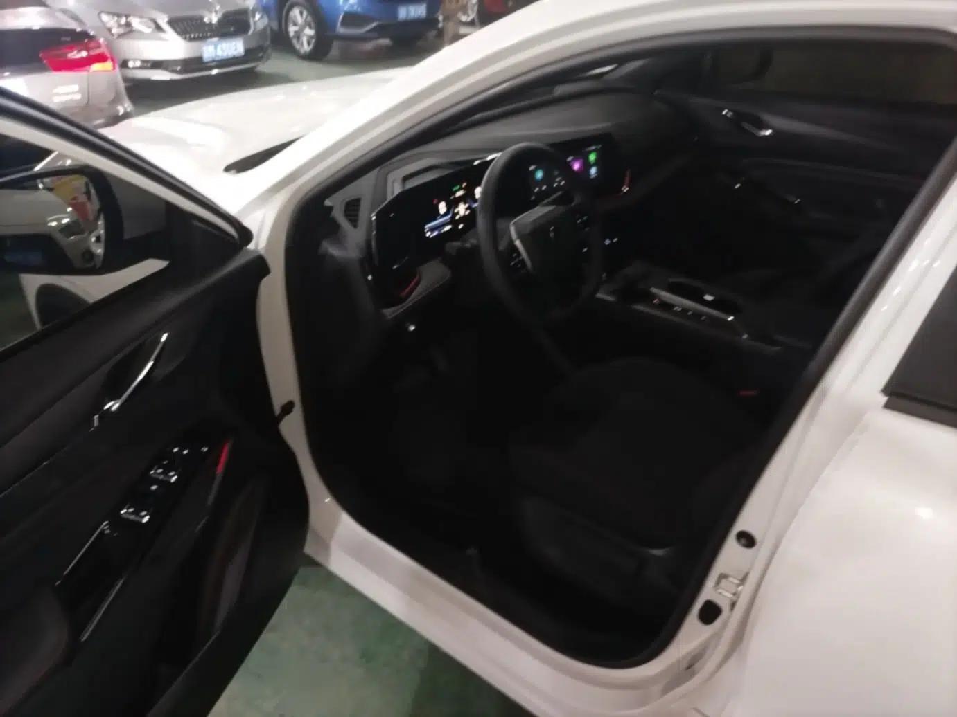 CHANGAN X5 PLUS 2025 1.5T DCT High-Energy Version — миниатюра 18