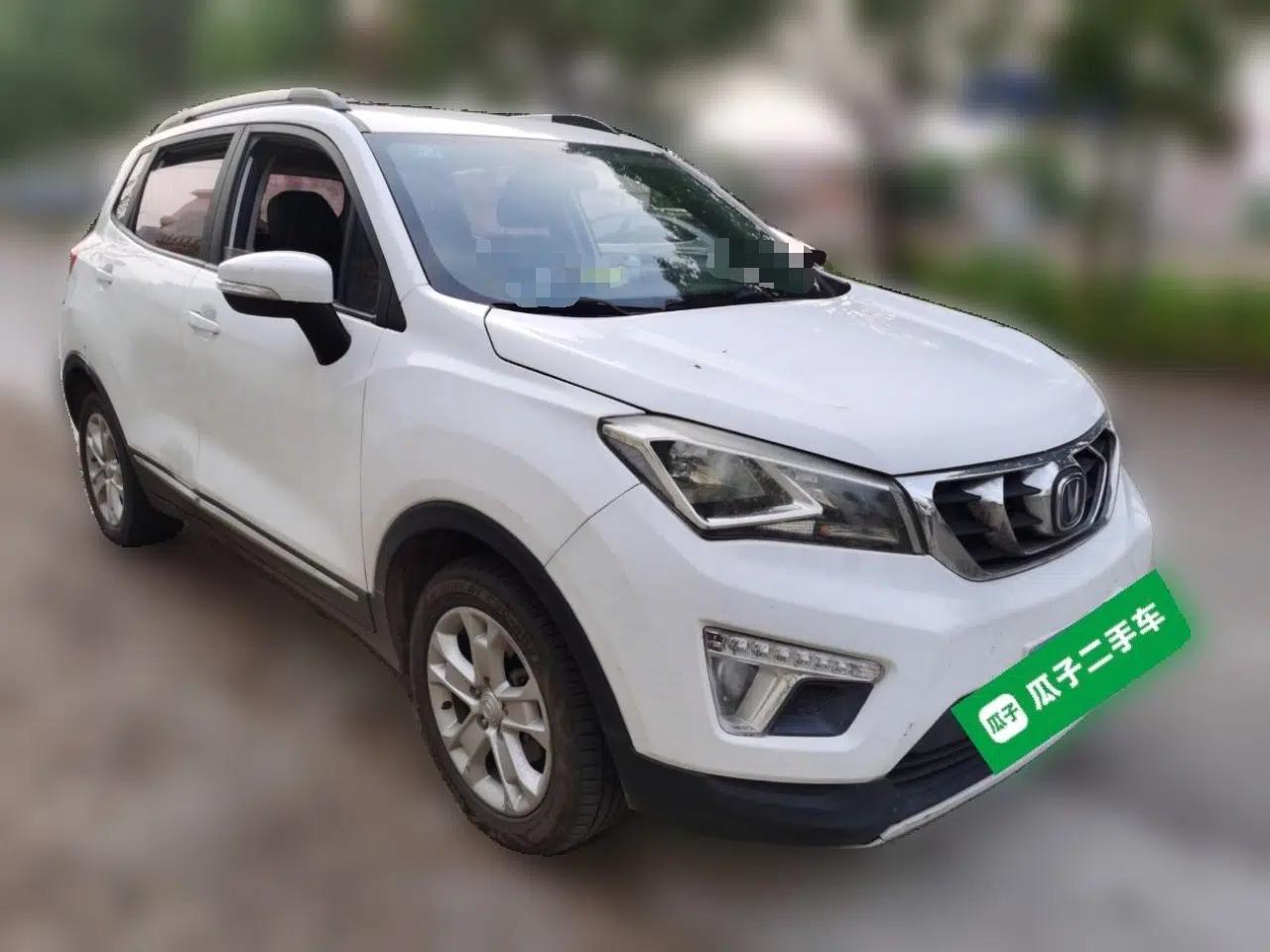 CHANGAN CS15 2016 1.5L Automatic Fashion Edition — миниатюра 3