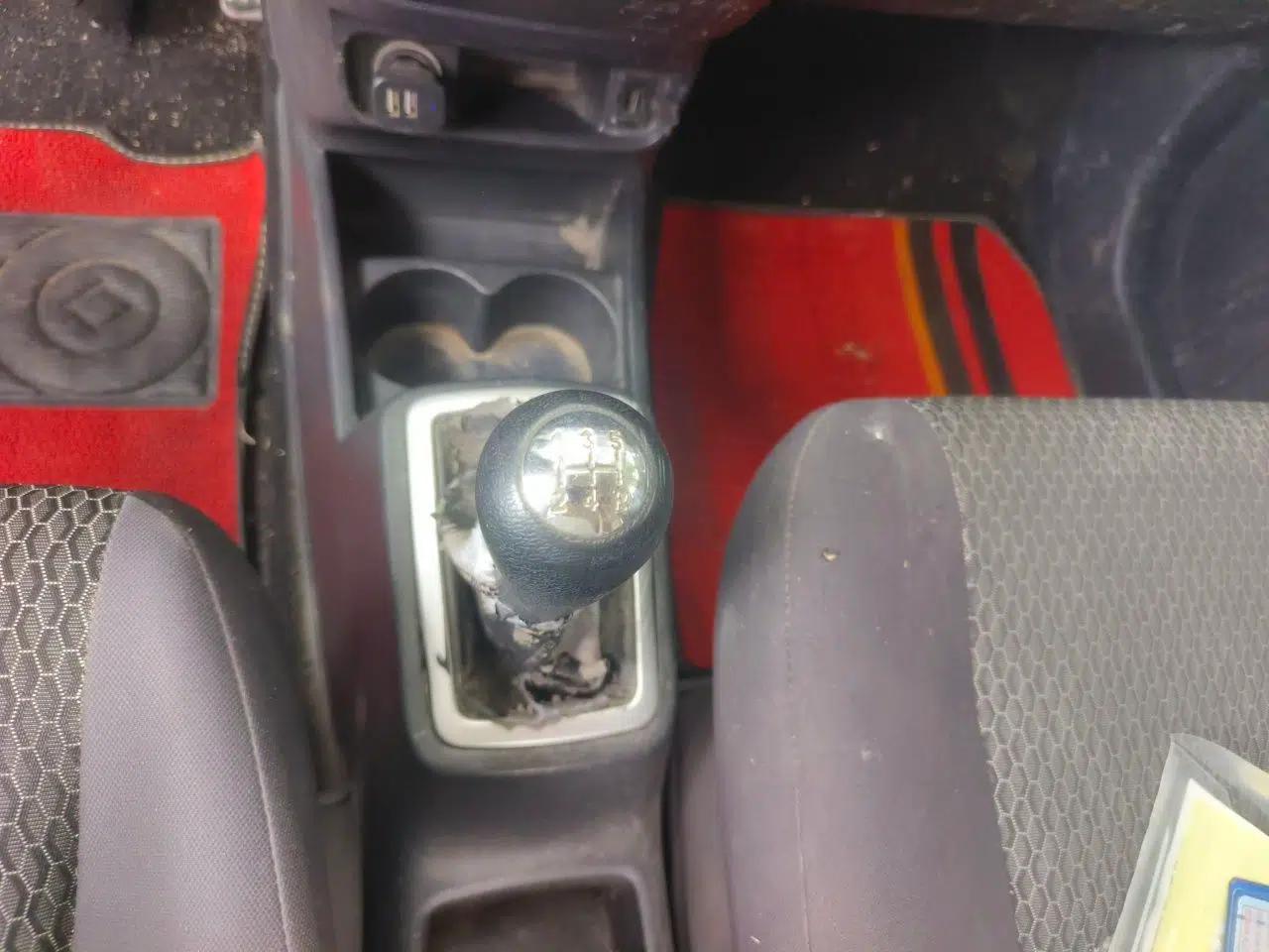 CHANGAN OSHAN Olisway 2015 1.2L Manual Enjoyment Model — миниатюра 14
