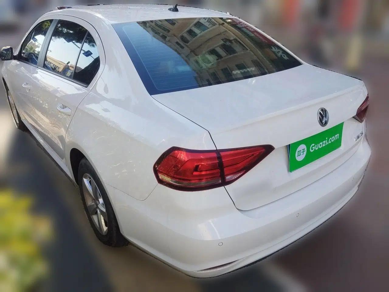 Volkswagen Lavida 2019 Lavida Start 1.5L Manual Fashion Edition China VI Standard — миниатюра 4