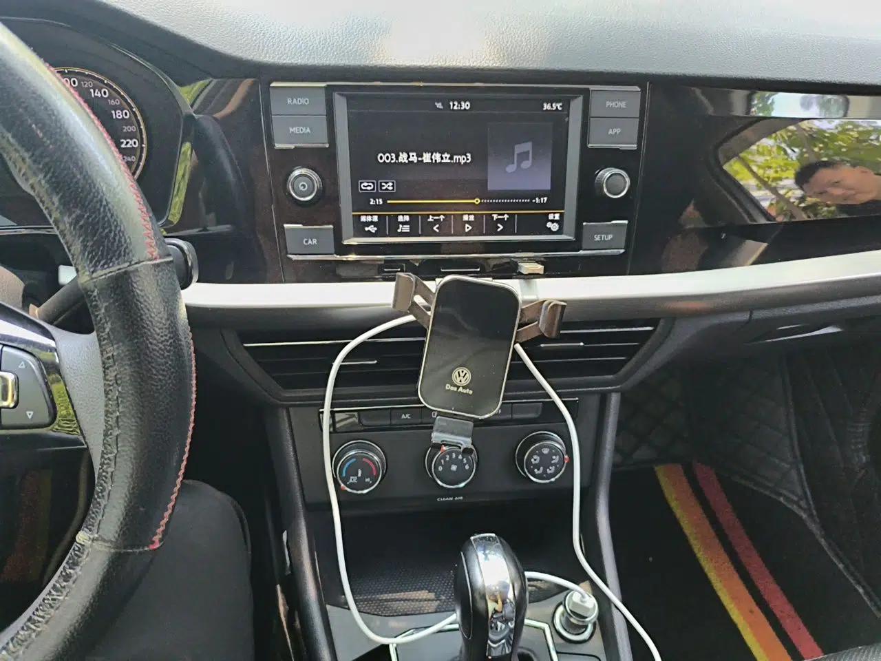 Volkswagen Lavida 2019 1.5L Automatic Comfort Edition China VI Standard — миниатюра 13