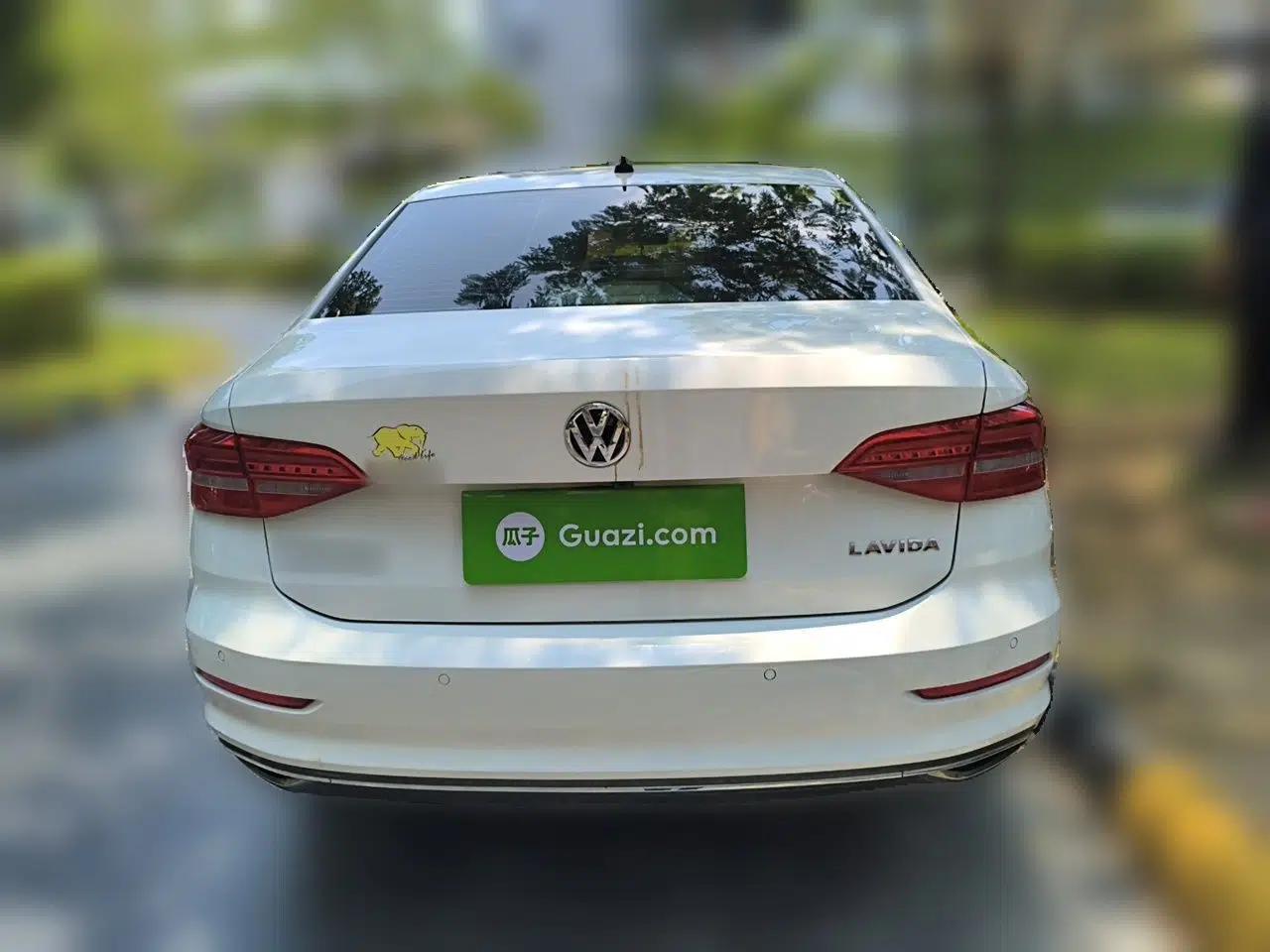 Volkswagen Lavida 2019 1.5L Automatic Comfort Edition China VI Standard — миниатюра 5