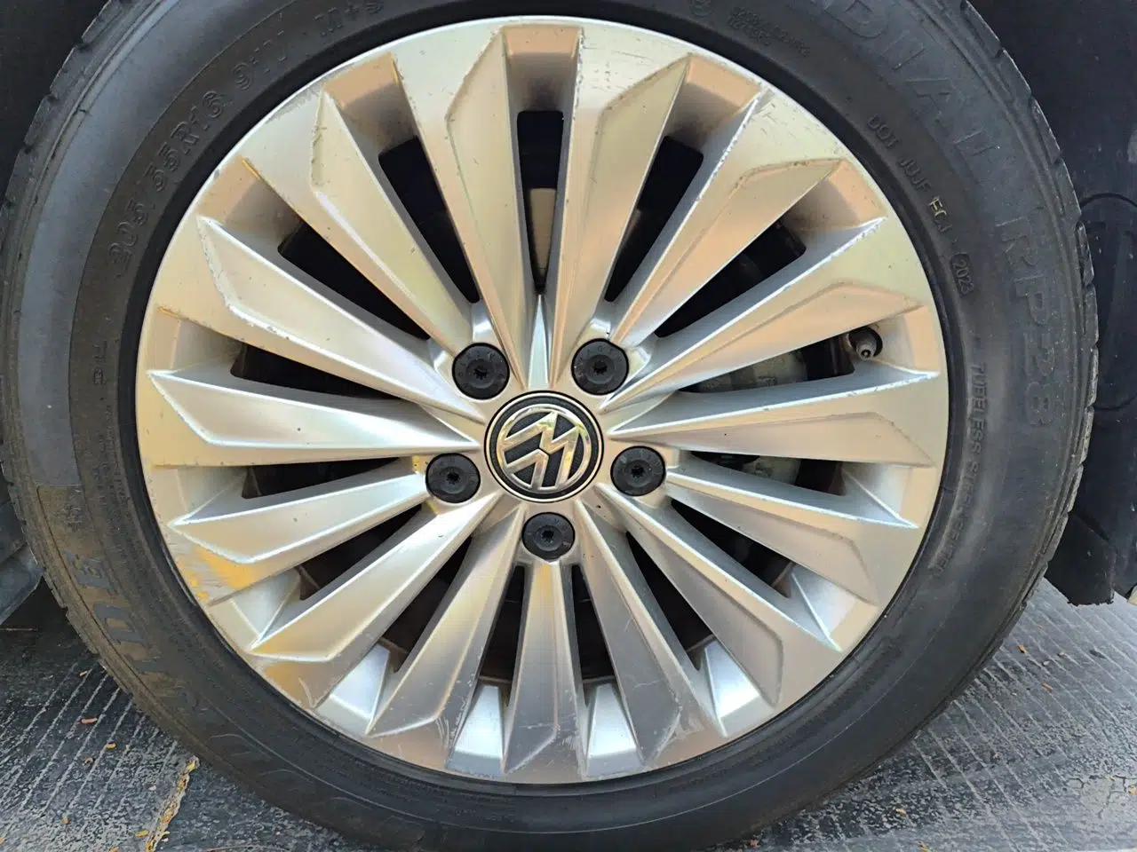Volkswagen Lavida 2019 1.5L Automatic Comfort Edition China VI Standard — миниатюра 8