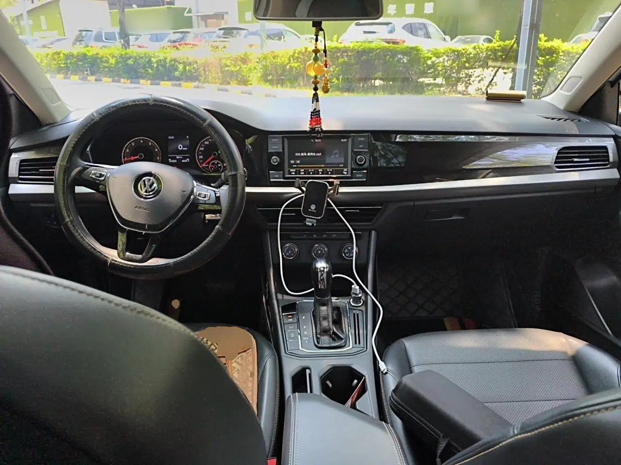Volkswagen Lavida 2019 1.5L Automatic Comfort Edition China VI Standard — миниатюра 9