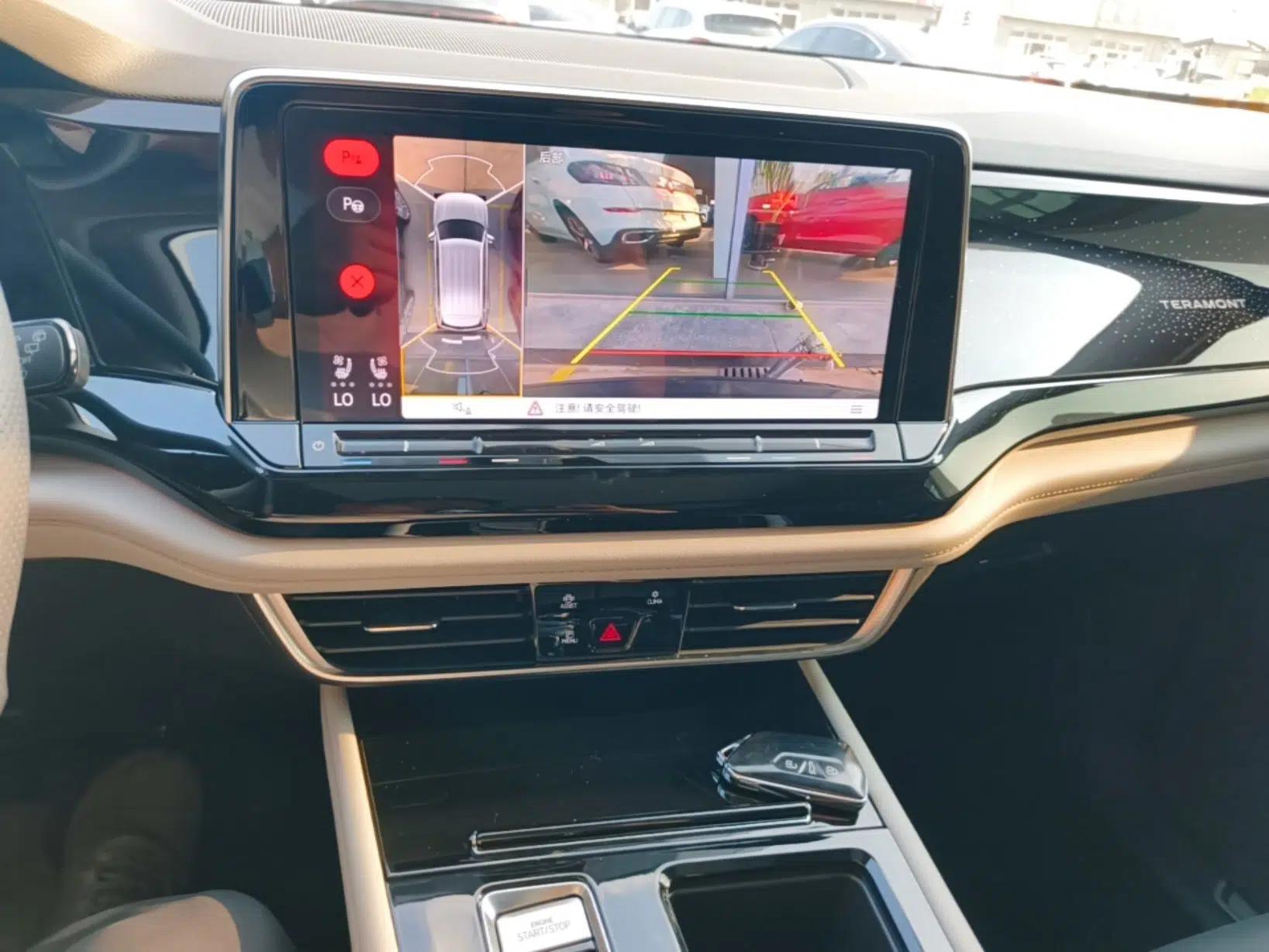 Volkswagen Teramont 2024 380TSI Four-Wheel Drive Longxiang Edition — миниатюра 15
