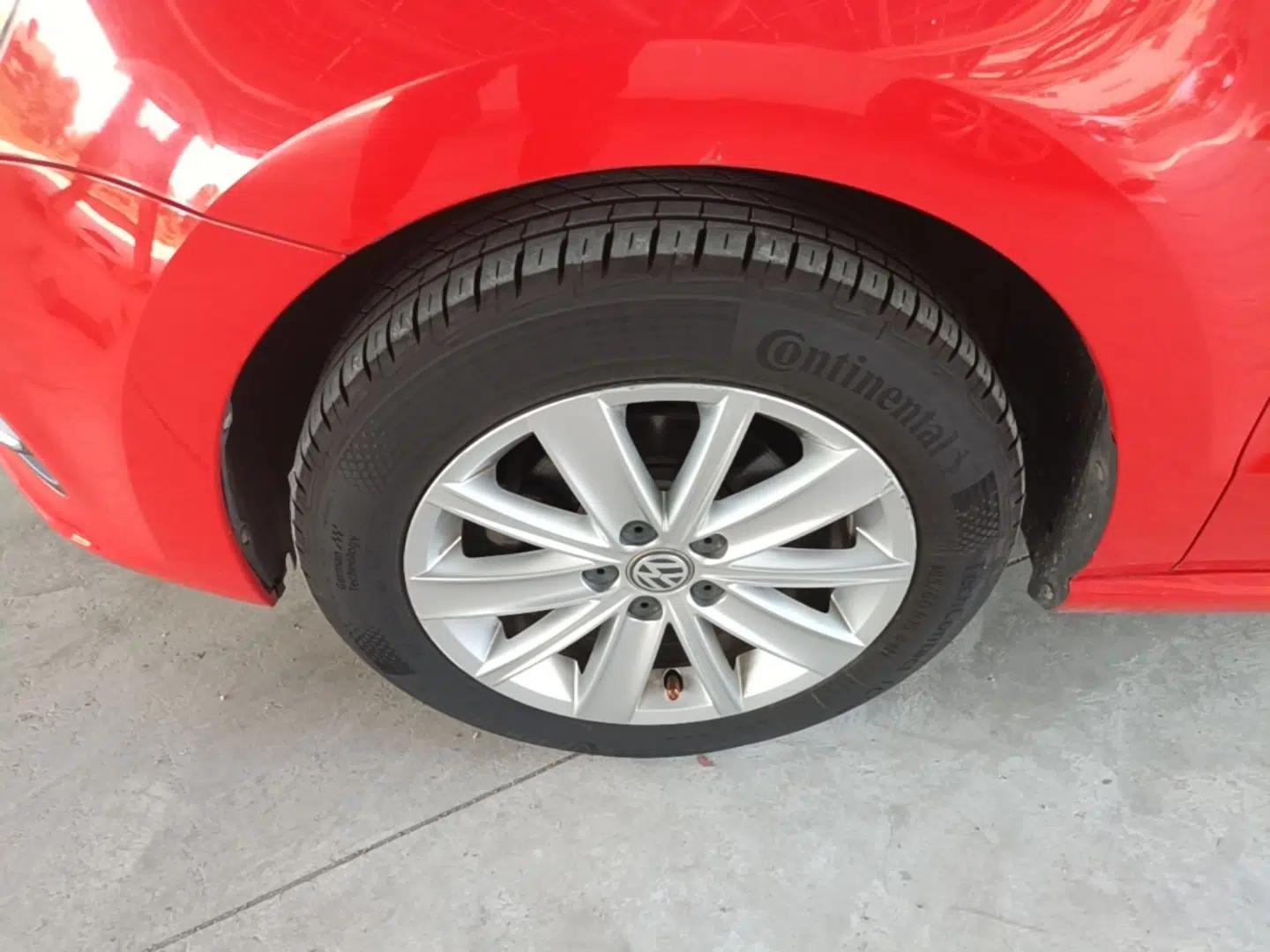 Volkswagen Polo 2014 1.6L Automatic Comfort Edition — миниатюра 10