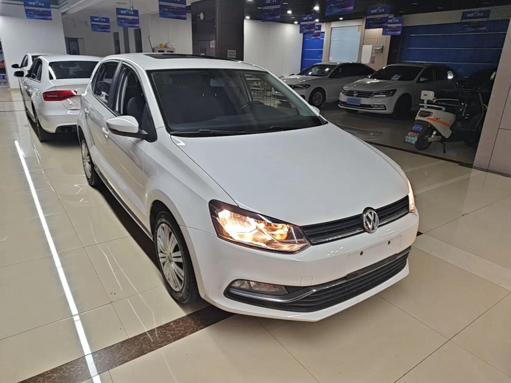 Volkswagen Polo 2018 1.5L Automatic Enjoyment Model — миниатюра 3