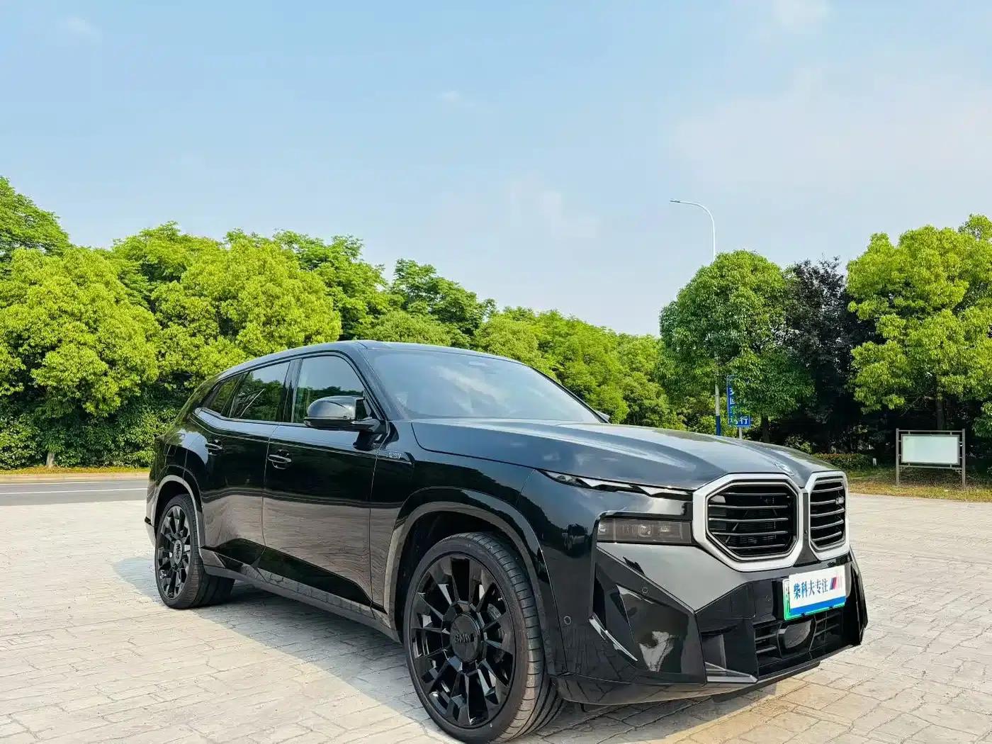 BMW XM 2023 50e — миниатюра 2