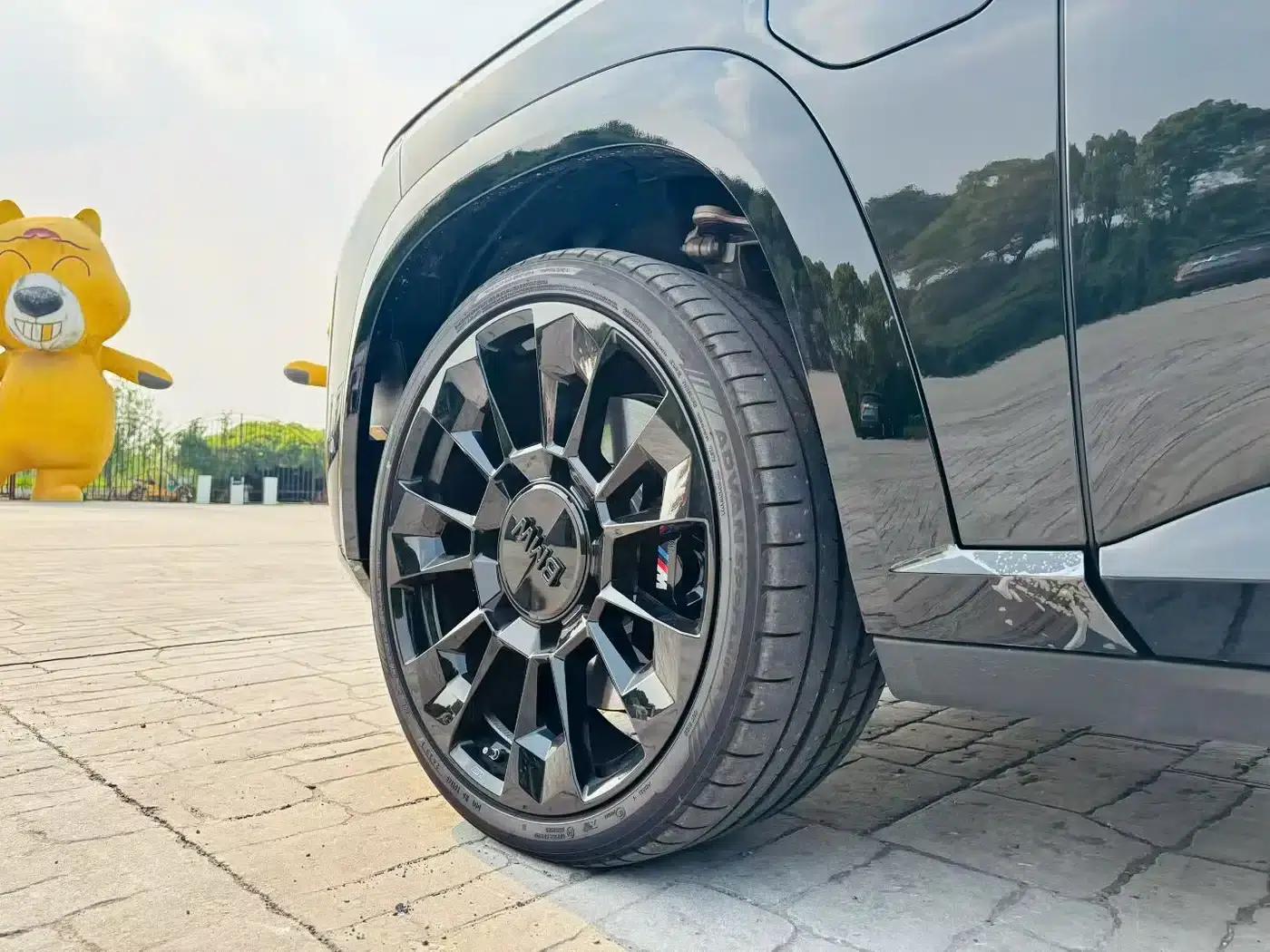 BMW XM 2023 50e — миниатюра 5