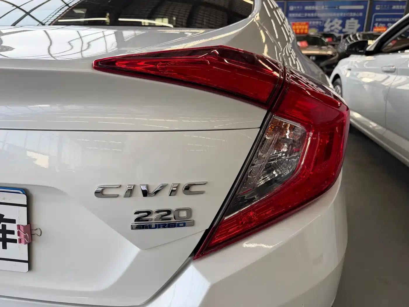 2019 Civic 220TURBO CVT Sporty Edition (China VI Emission Standard) — миниатюра 18