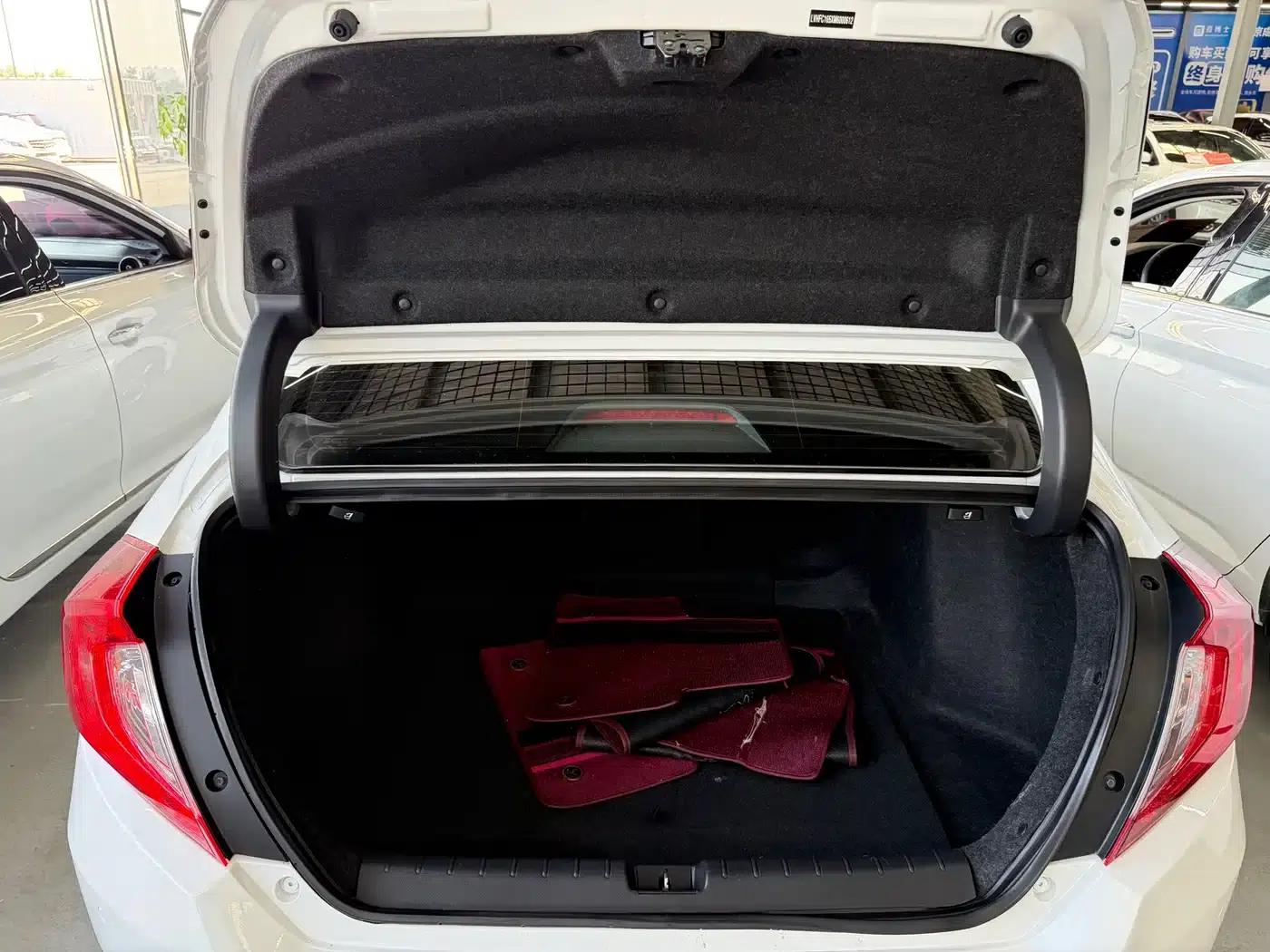 2019 Civic 220TURBO CVT Sporty Edition (China VI Emission Standard) — миниатюра 19