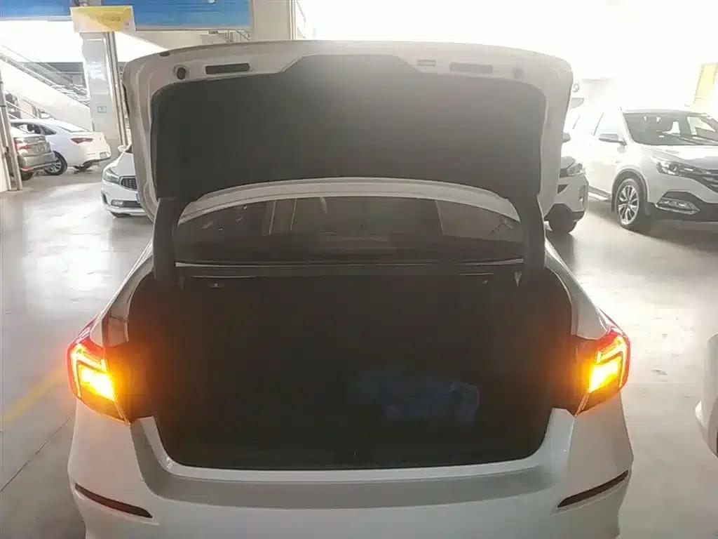 Civic 2022 180TURBO CVT Premium Edition — миниатюра 19