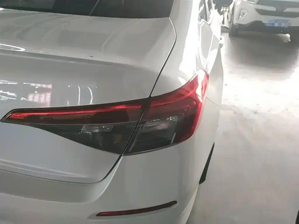 Civic 2022 180TURBO CVT Premium Edition — миниатюра 8