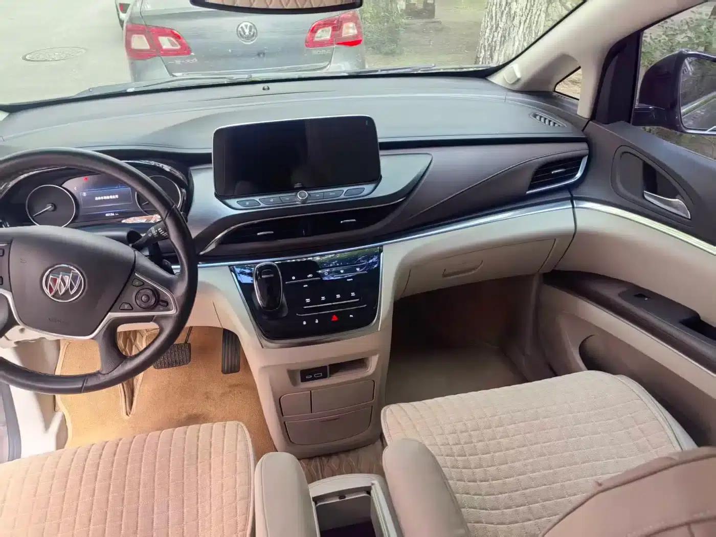Buick GL8 2020 Land Business Class 652T Luxury — миниатюра 7